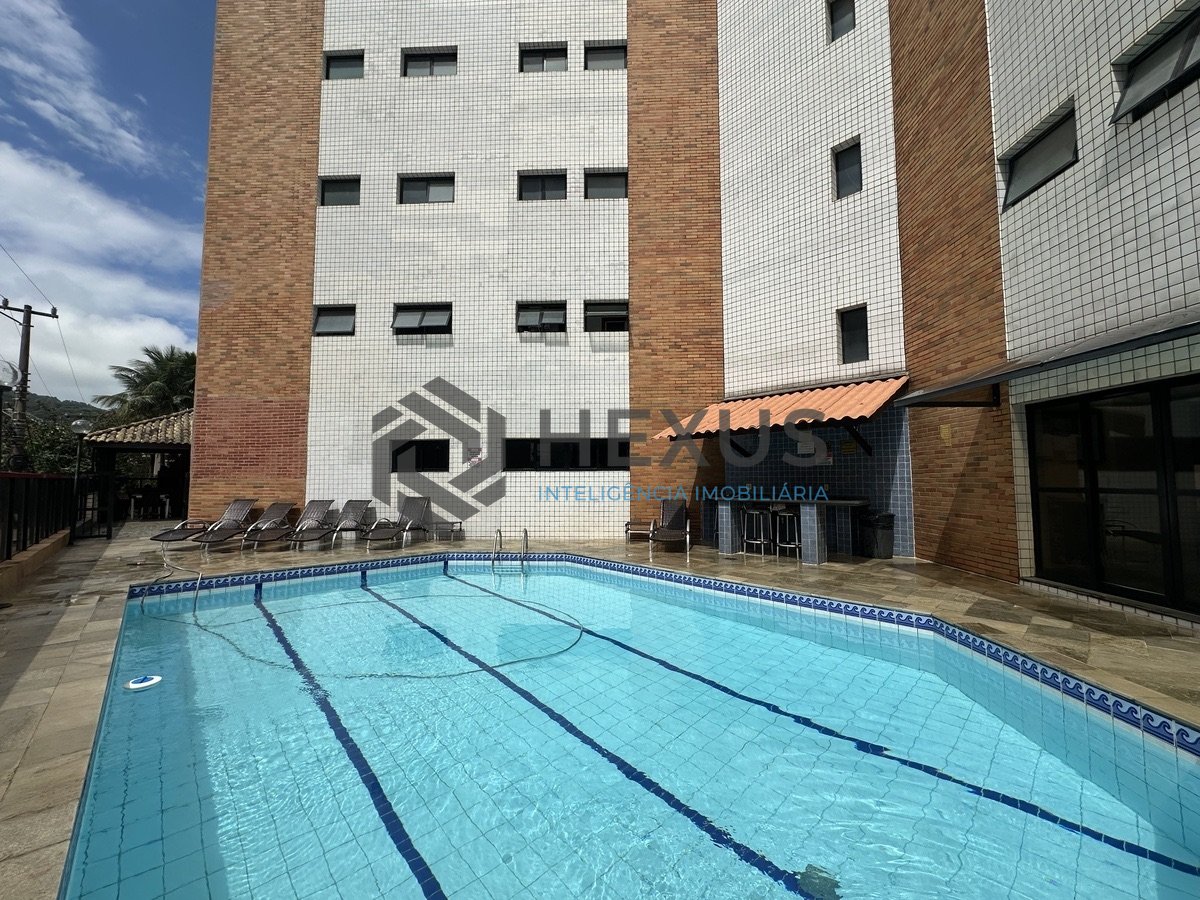 Foto 37 de Cobertura Duplex reformado com varanda vista mar e lazer a 500m da praia na Enseada, Guarujá