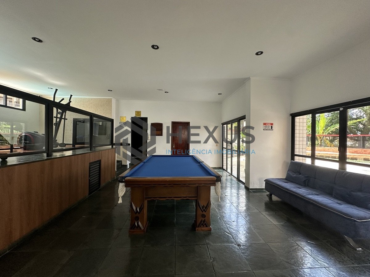 Foto 42 de Cobertura Duplex reformado com varanda vista mar e lazer a 500m da praia na Enseada, Guarujá