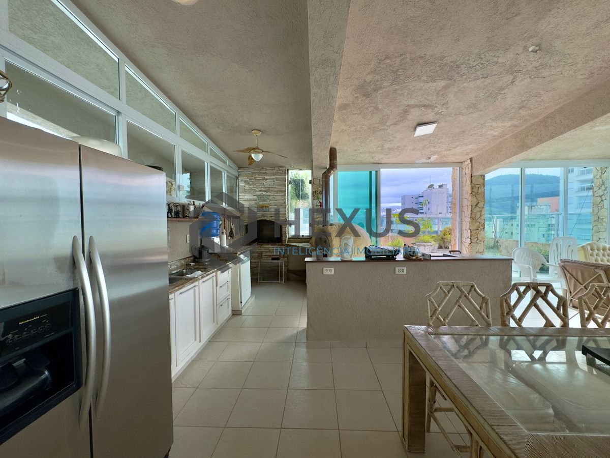 Foto 21 de Apartamento com varanda gourmet vista mar e lazer na beira mar da praia nas Pitangueiras, Guarujá