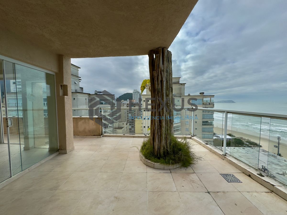 Foto 8 de Apartamento com varanda gourmet vista mar e lazer na beira mar da praia nas Pitangueiras, Guarujá