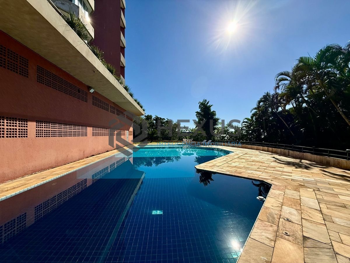 Foto 46 de Cobertura Triplex reformada com varanda vista mar e lazer na beira mar no Morro Sorocotuba na Enseada, Guarujá