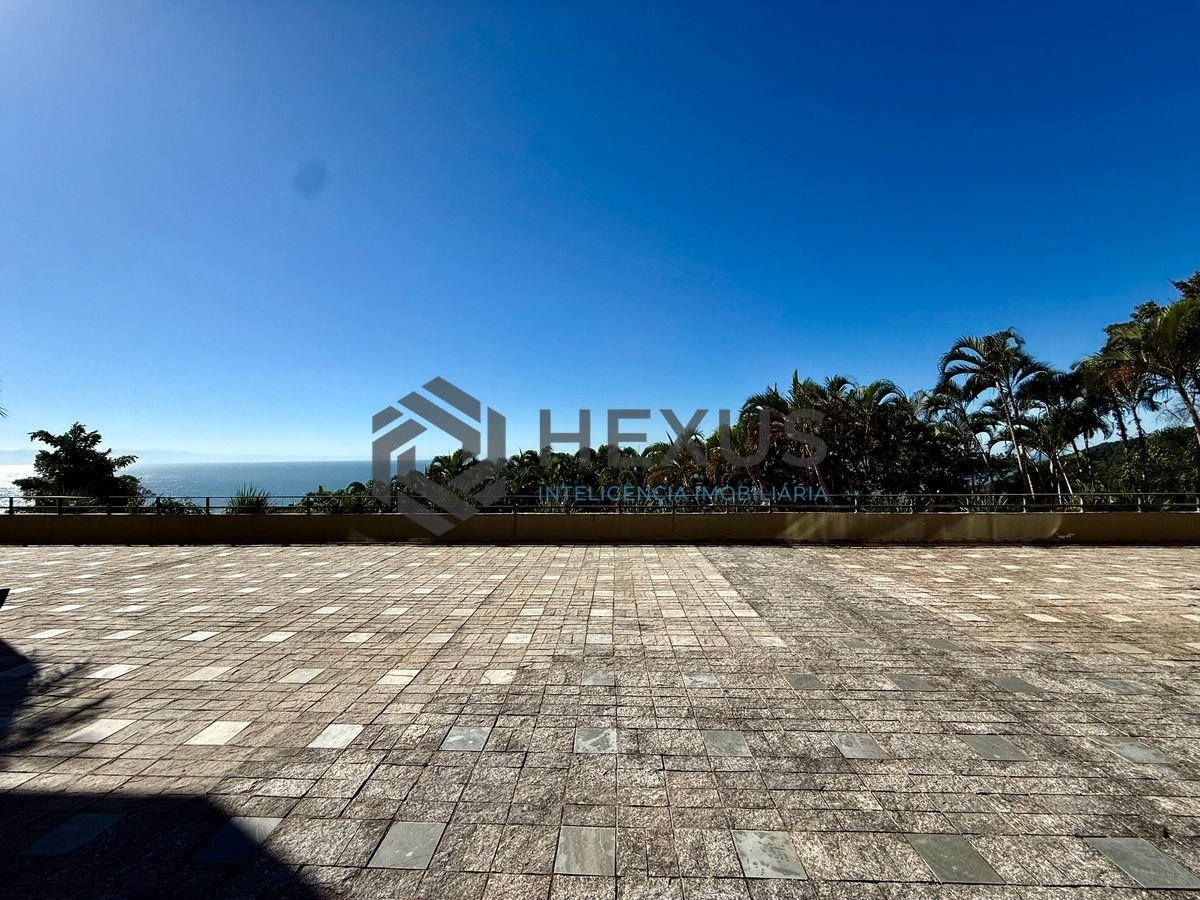 Foto 41 de Cobertura Triplex reformada com varanda vista mar e lazer na beira mar no Morro Sorocotuba na Enseada, Guarujá