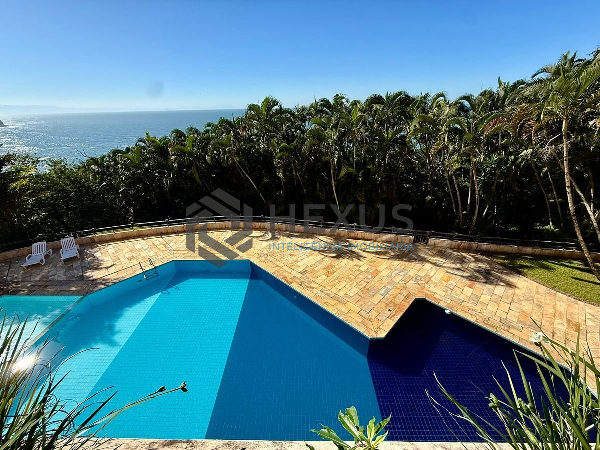 Foto 39 de Cobertura Triplex reformada com varanda vista mar e lazer na beira mar no Morro Sorocotuba na Enseada, Guarujá