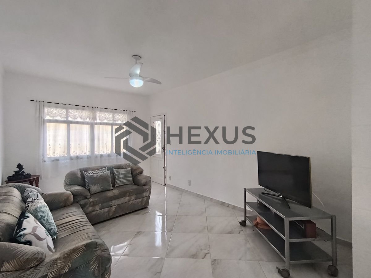 Foto 4 de Apartamento reformado com vista mar a 250m da praia na região da Brunella na Enseada, Guarujá