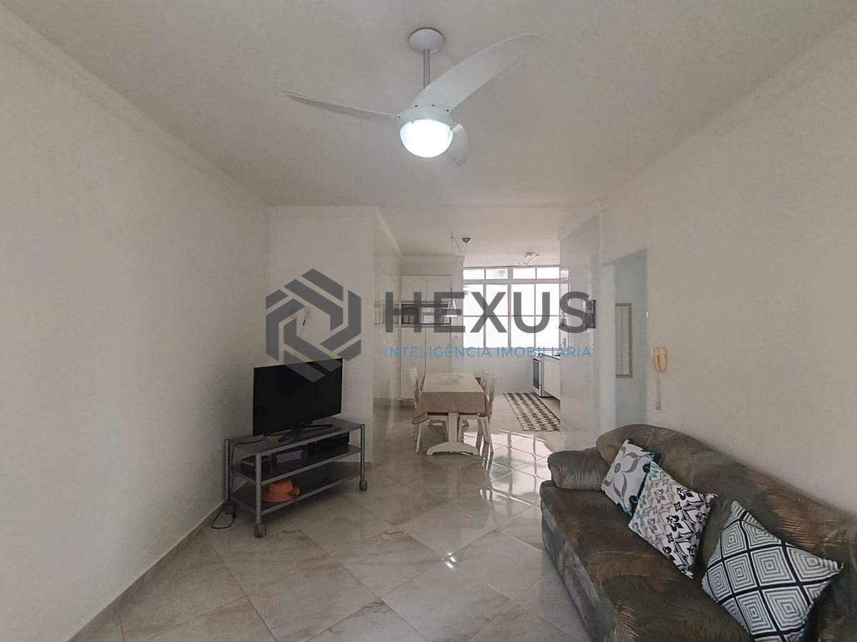 Foto 2 de Apartamento reformado com vista mar a 250m da praia na região da Brunella na Enseada, Guarujá