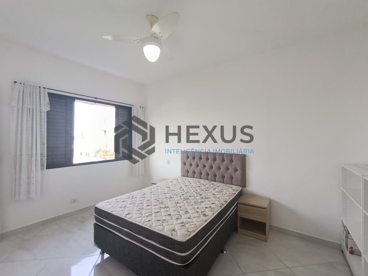 Foto 14 de Apartamento reformado com vista mar a 250m da praia na região da Brunella na Enseada, Guarujá