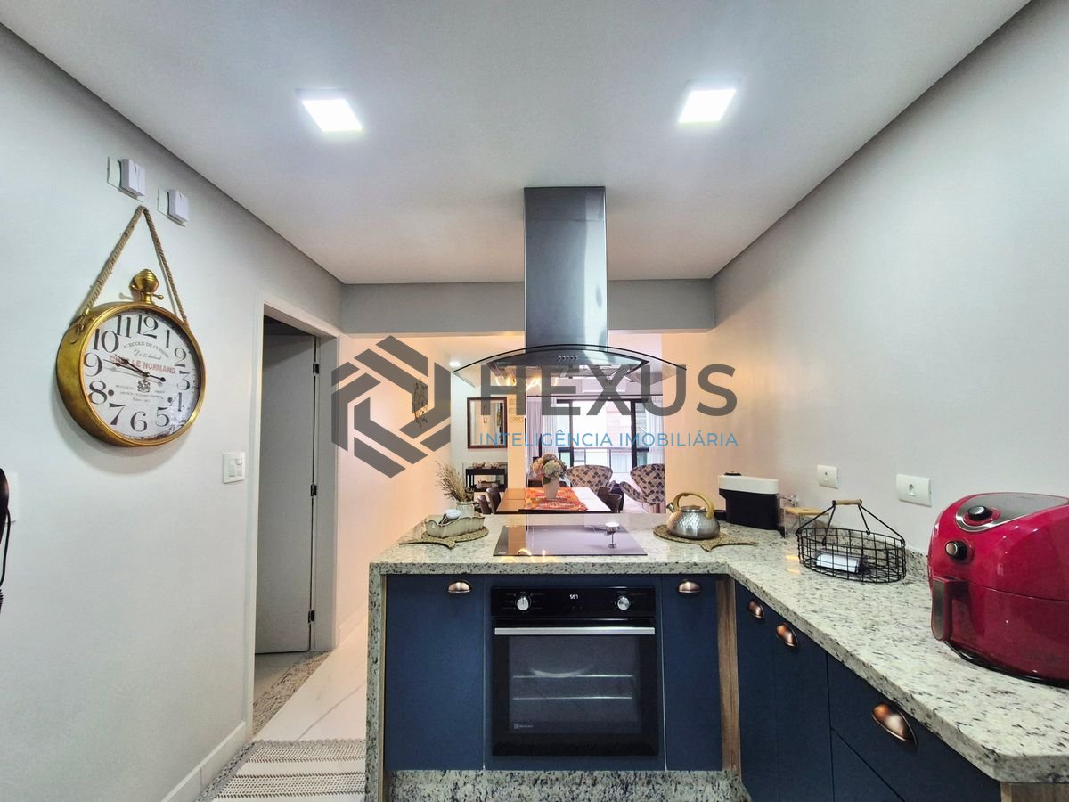 Foto 20 de Apartamento com varanda e lazer na região da Barra Funda nas Pitangueiras, Guarujá