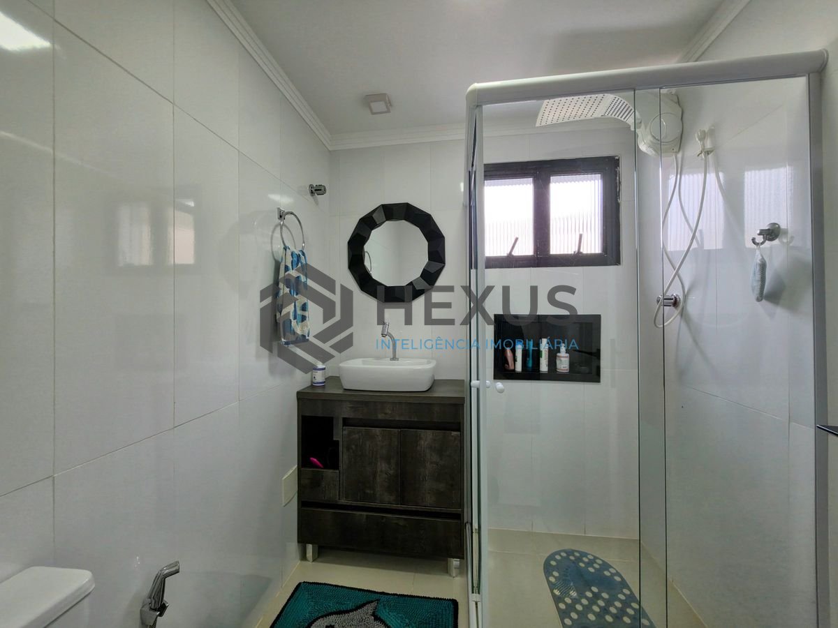 Foto 10 de Apartamento com varanda e lazer na região da Barra Funda nas Pitangueiras, Guarujá