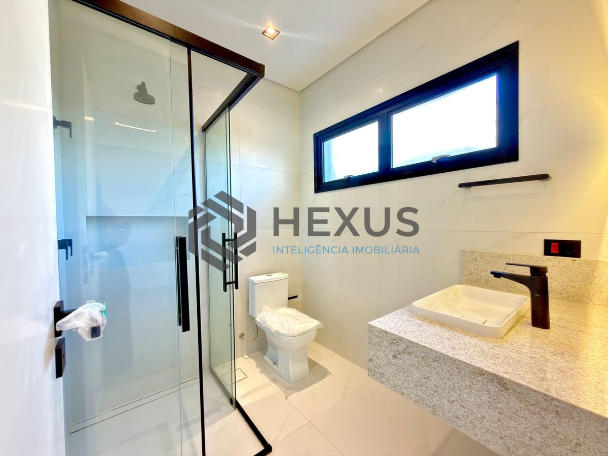 Foto 23 de Casa reformada com piscina e área gourmet no Jardim Acapulco, Guarujá
