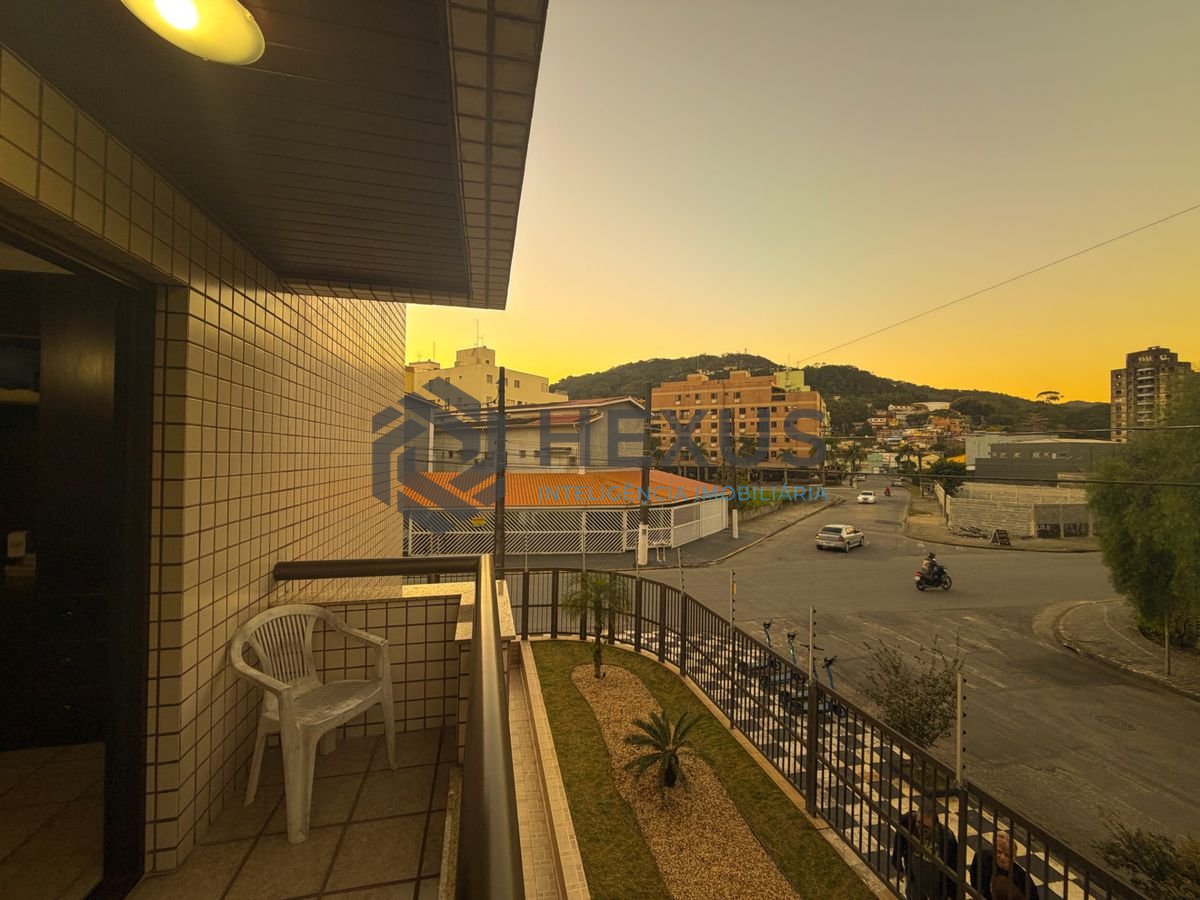 Foto 24 de Apartamento reformado com varanda na região do Jardim Três Marias na Enseada, Guarujá
