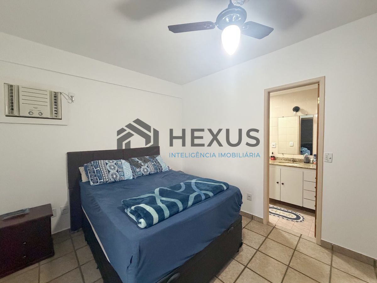 Foto 19 de Apartamento reformado com varanda na região do Jardim Três Marias na Enseada, Guarujá