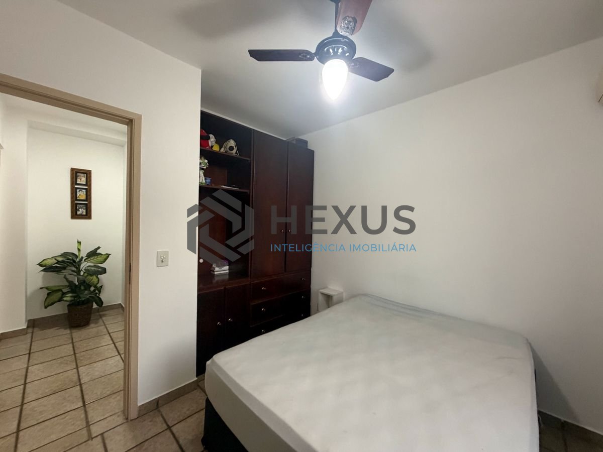 Foto 27 de Apartamento reformado com varanda na região do Jardim Três Marias na Enseada, Guarujá