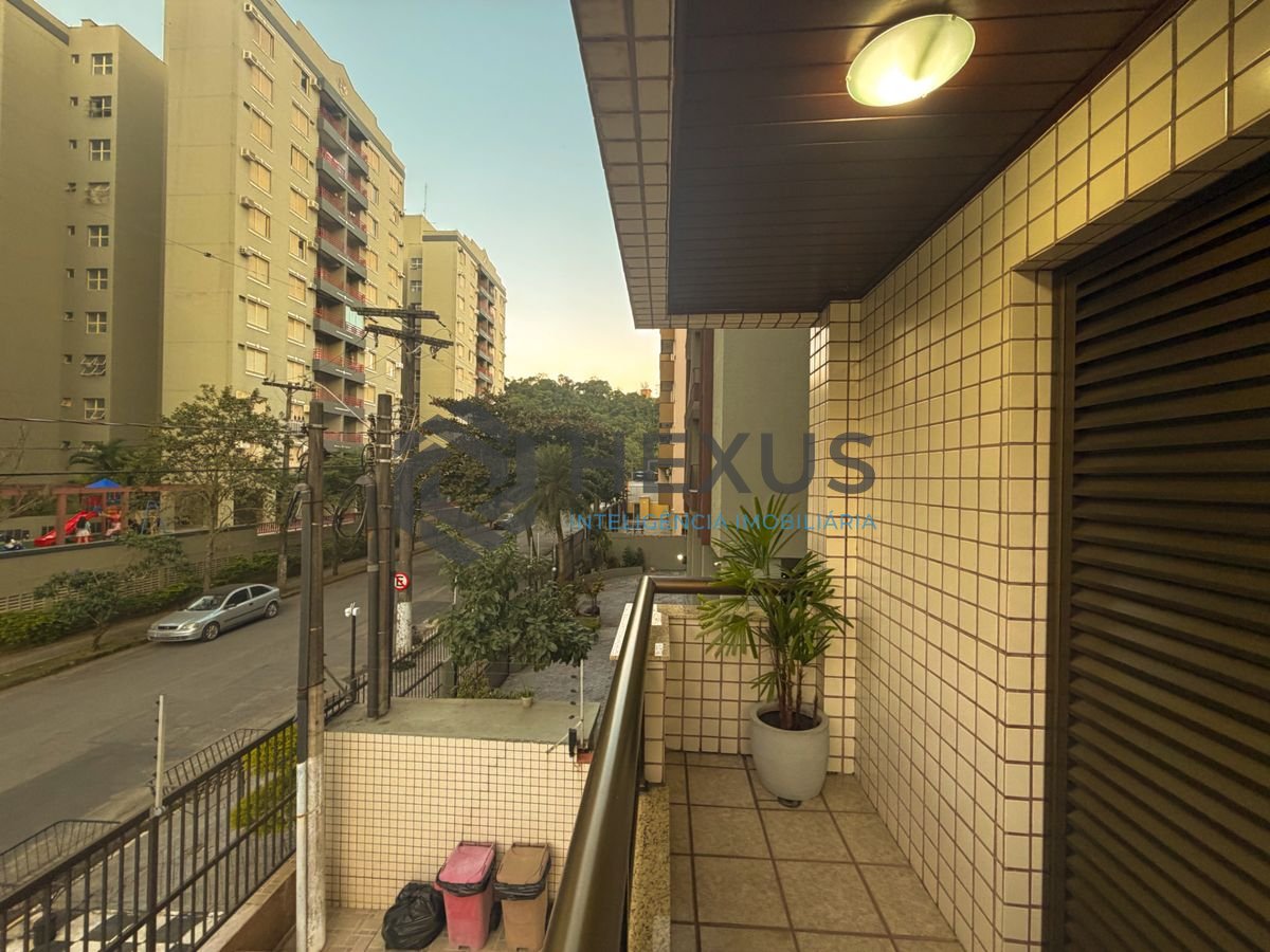 Foto 25 de Apartamento reformado com varanda na região do Jardim Três Marias na Enseada, Guarujá
