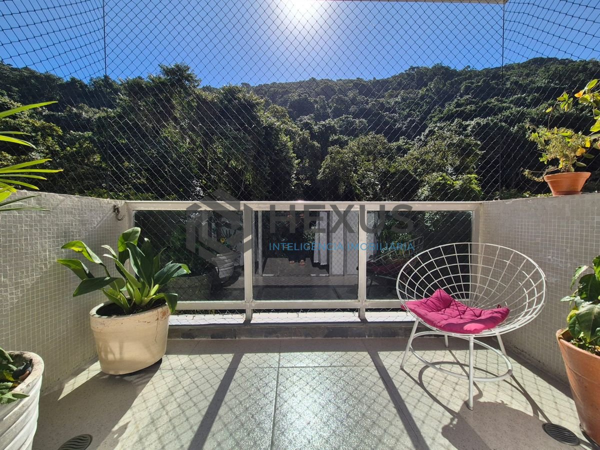 Foto 2 de Apartamento com varanda e lazer na região da Barra Funda nas Pitangueiras, Guarujá