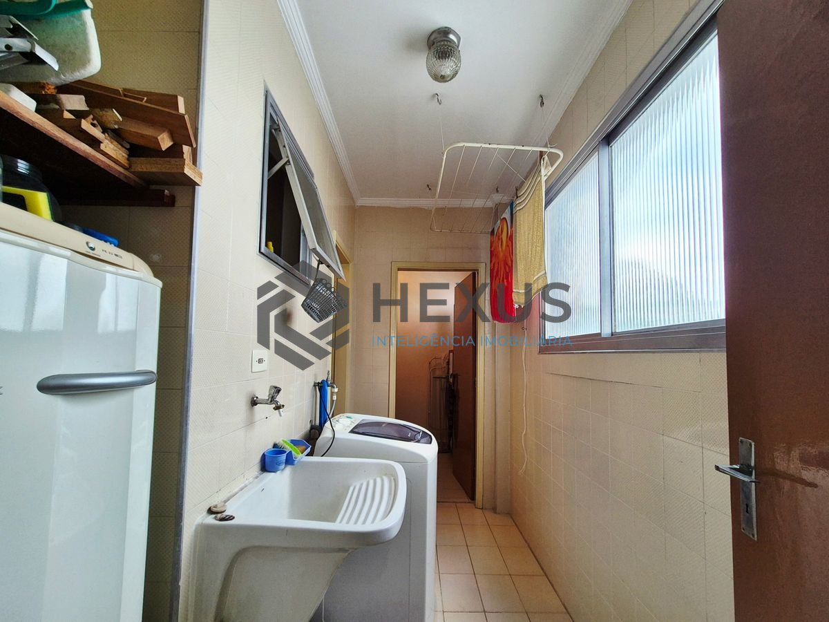 Foto 40 de Cobertura Linear com varanda gourmet vista mar e lazer a 500m da praia nas Pitangueiras, Guarujá