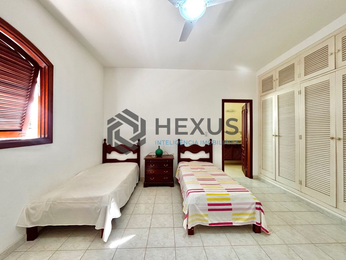 Foto 46 de Casa com piscina e área gourmet no Jardim Acapulco, Guarujá