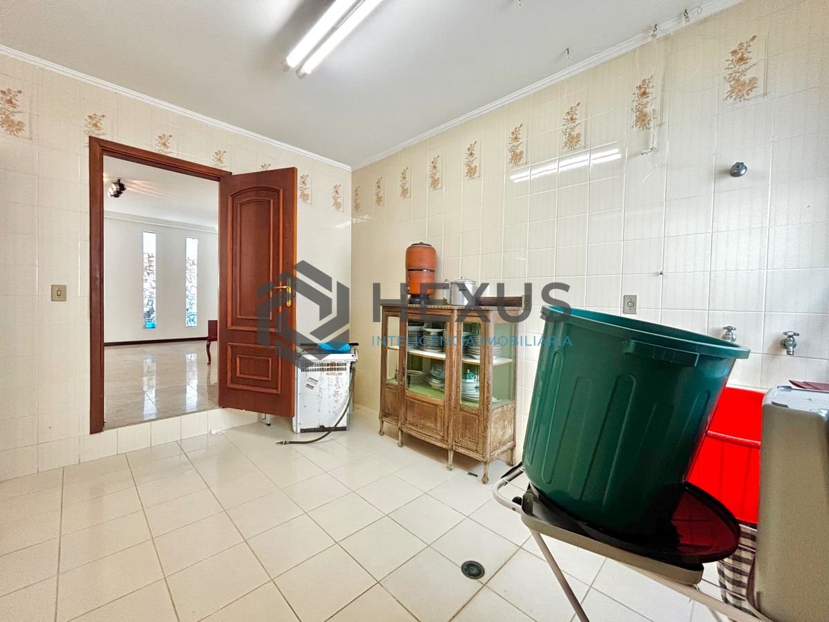 Foto 28 de Casa reformada com piscina e área gourmet no Jardim Acapulco, Guarujá