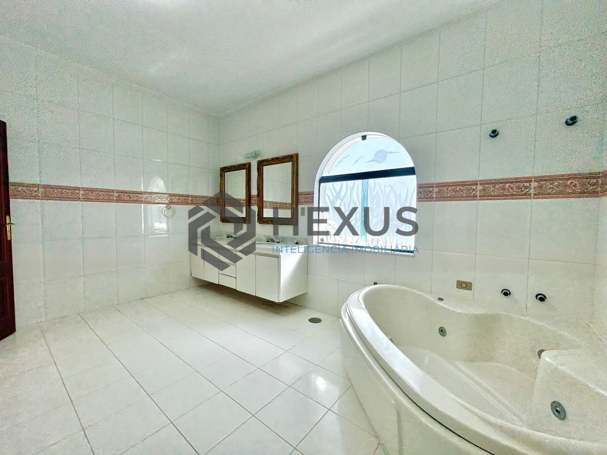 Foto 34 de Casa reformada com piscina e área gourmet no Jardim Acapulco, Guarujá