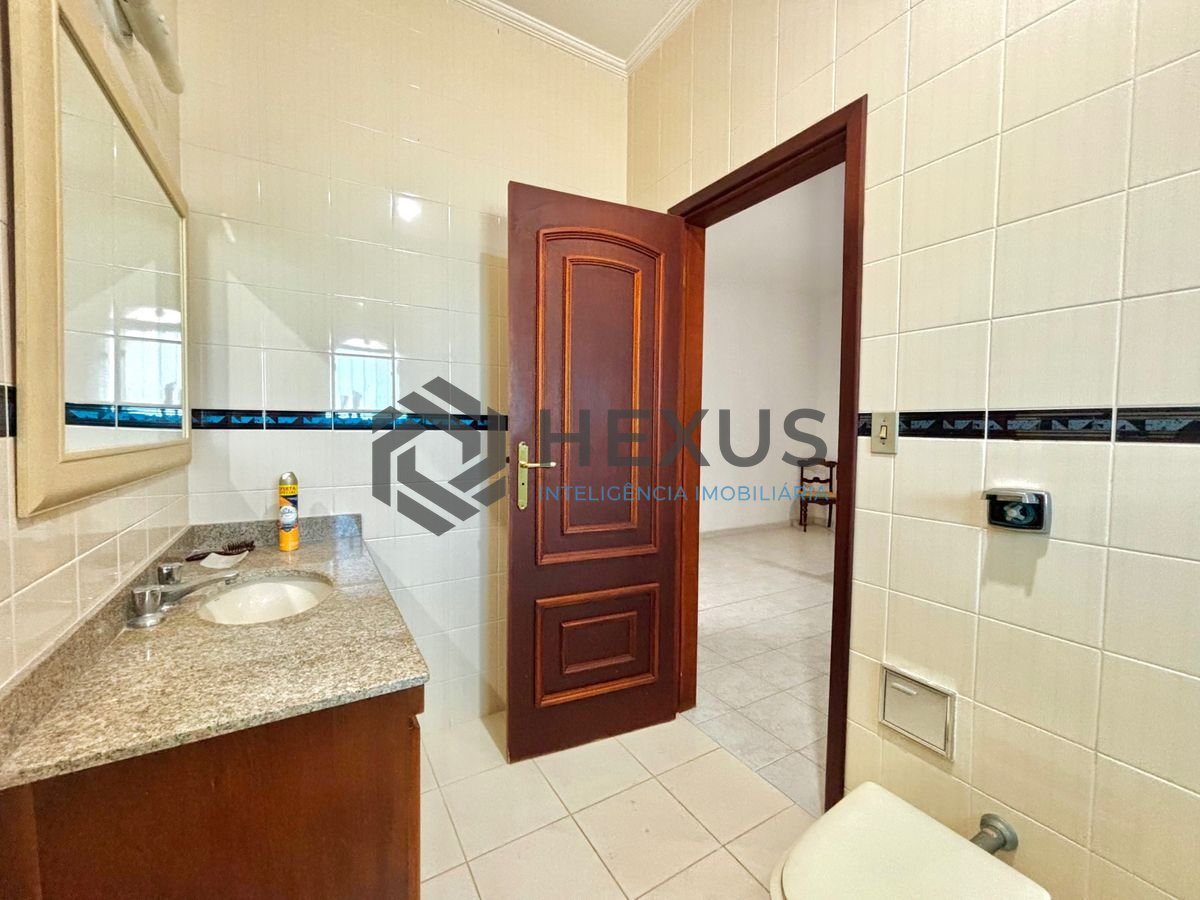Foto 39 de Casa com piscina e área gourmet no Jardim Acapulco, Guarujá