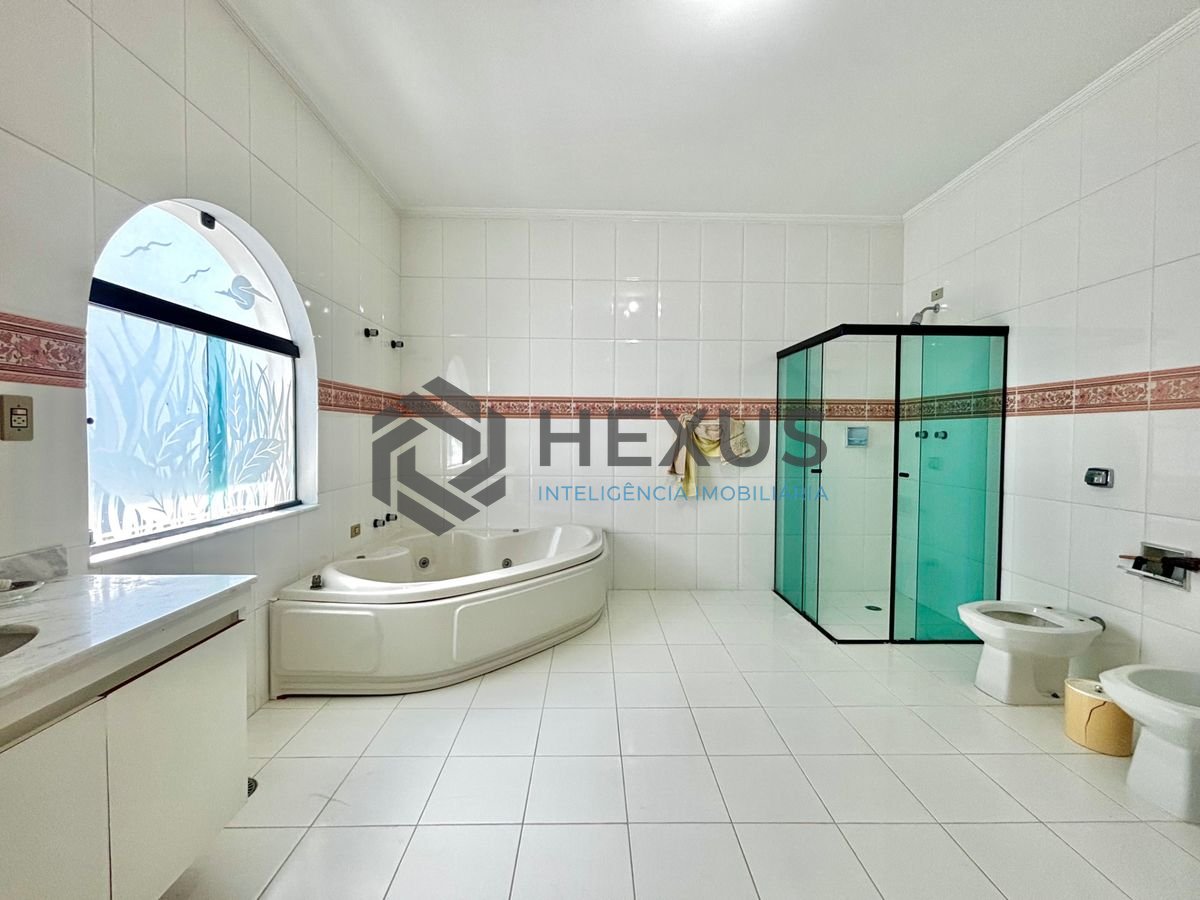 Foto 30 de Casa reformada com piscina e área gourmet no Jardim Acapulco, Guarujá