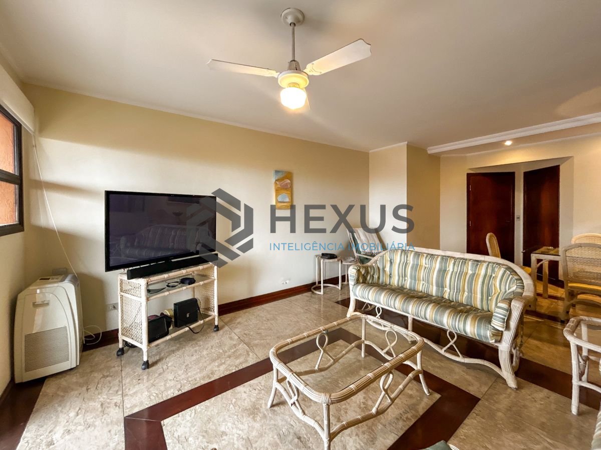Foto 4 de Apartamento com varanda vista mar e lazer a 250m da praia na Enseada, Guarujá