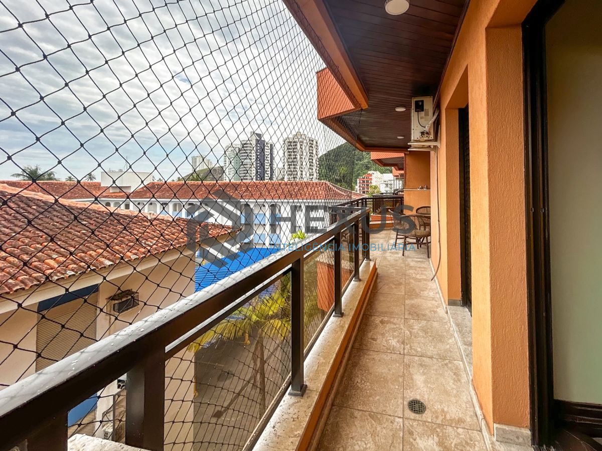 Foto 19 de Apartamento com varanda vista mar e lazer a 250m da praia na Enseada, Guarujá