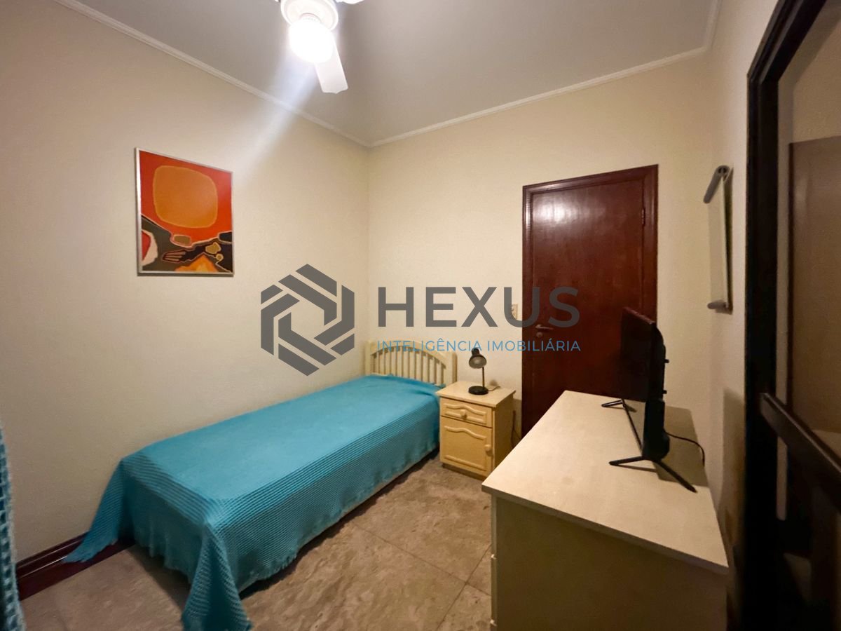 Foto 12 de Apartamento com varanda vista mar e lazer a 250m da praia na Enseada, Guarujá