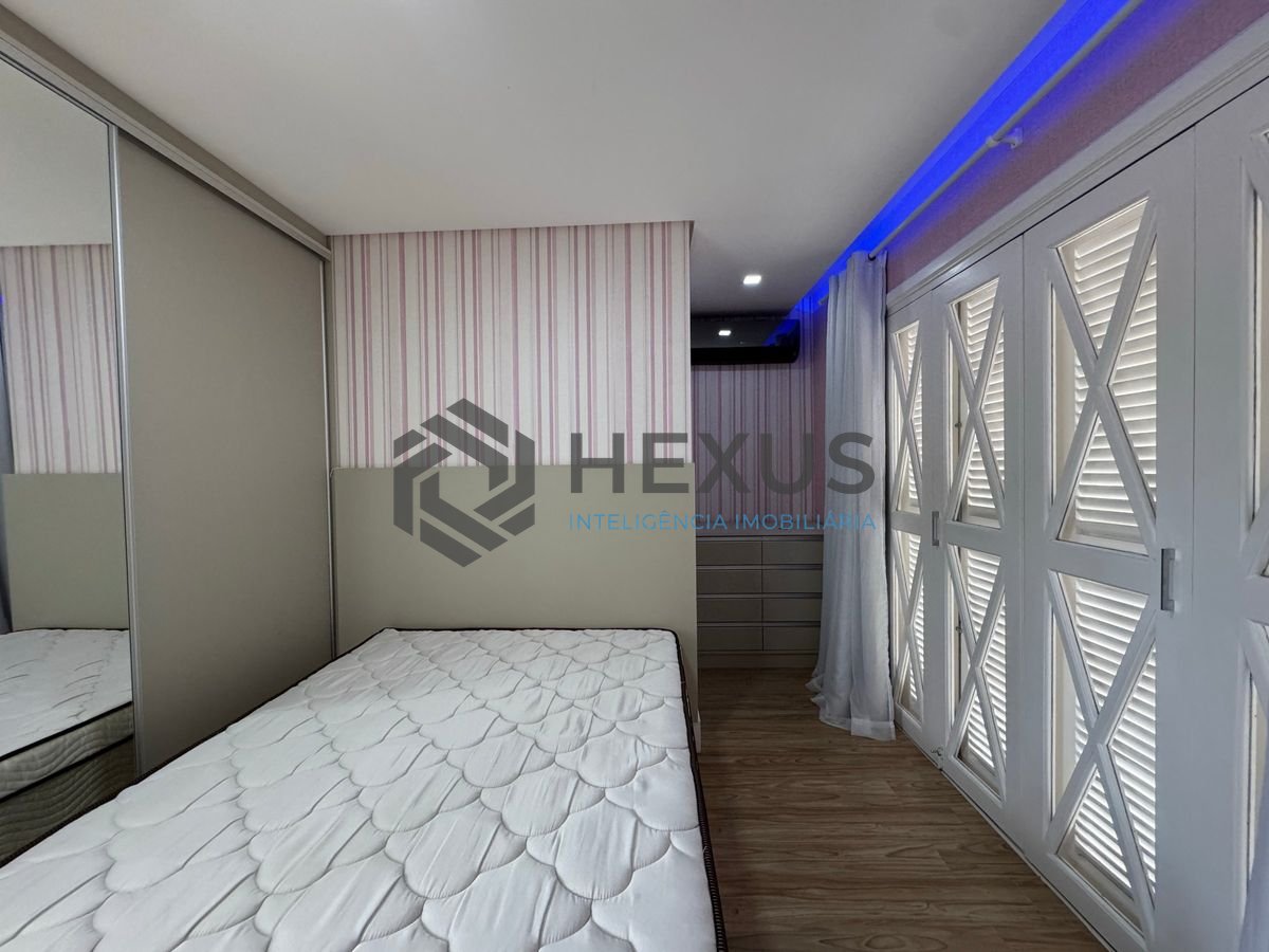 Foto 43 de Casa reformada com piscina e área gourmet no Jardim Pernambuco I, Guarujá