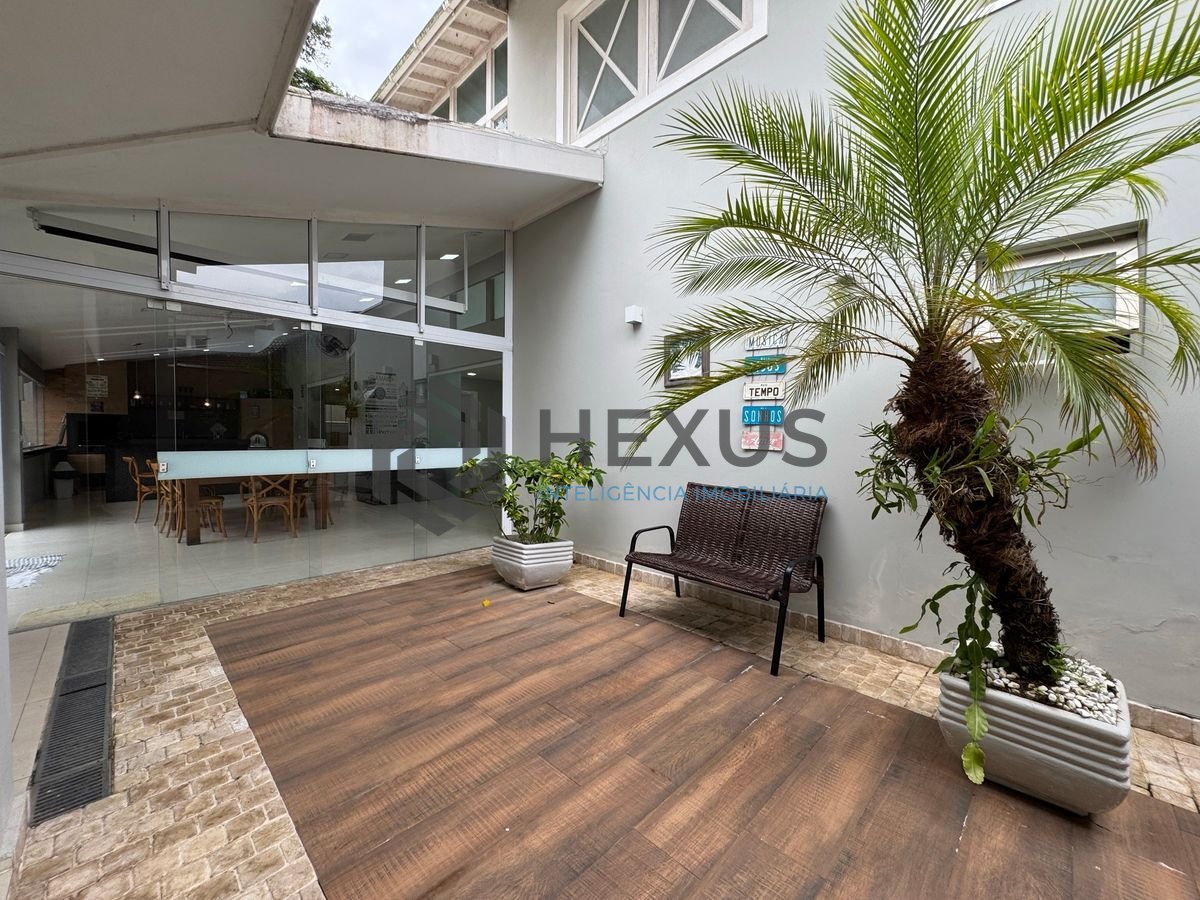 Foto 36 de Casa reformada com piscina e área gourmet no Jardim Pernambuco I, Guarujá