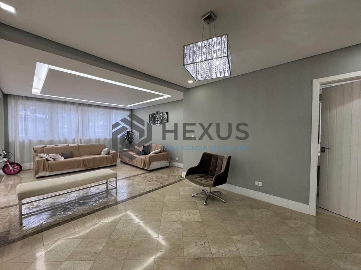 Foto 10 de Casa reformada com piscina e área gourmet no Jardim Pernambuco I, Guarujá