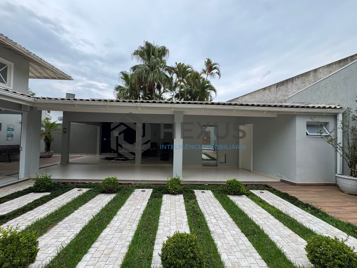 Foto 27 de Casa reformada com piscina e área gourmet no Jardim Pernambuco I, Guarujá