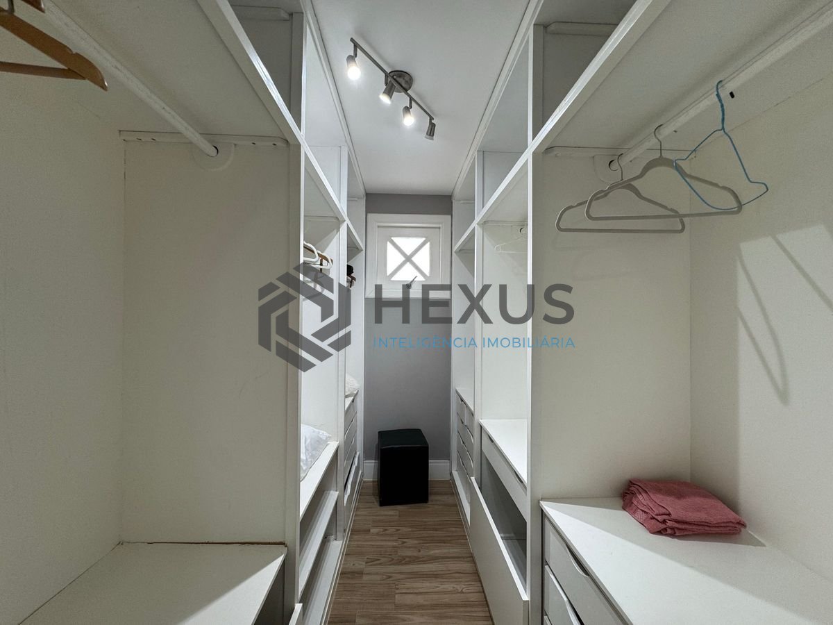 Foto 57 de Casa reformada com piscina e área gourmet no Jardim Pernambuco I, Guarujá