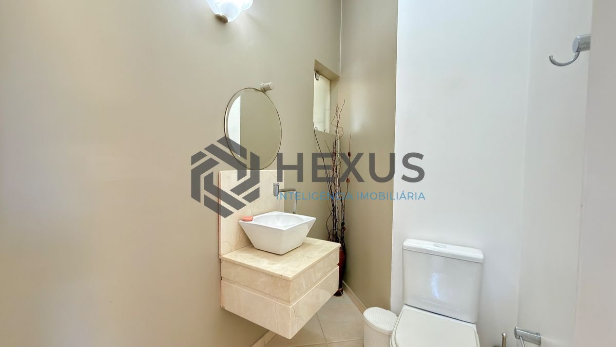 Foto 23 de Casa reformada com piscina e área gourmet no Jardim Acapulco, Guarujá