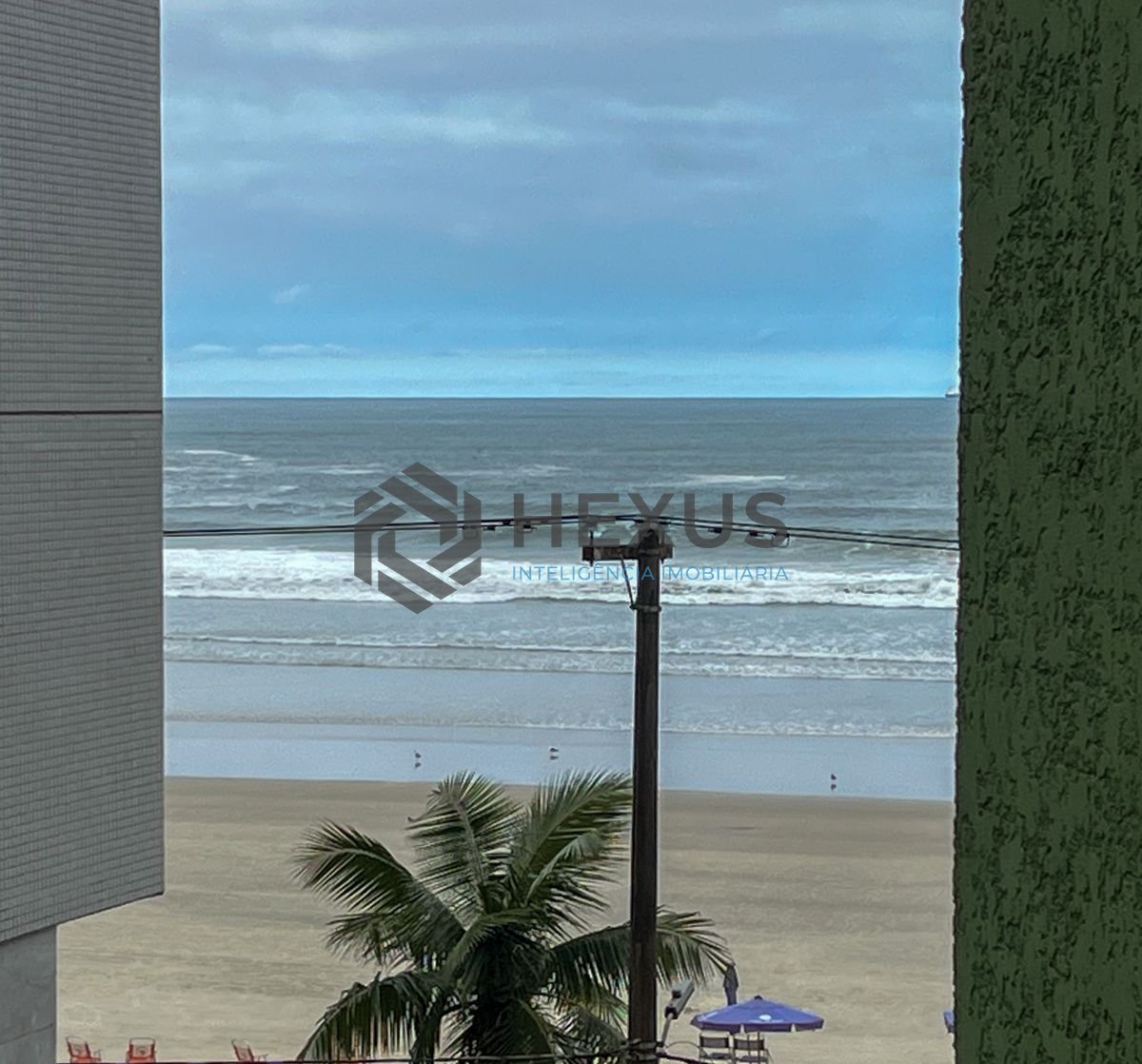 Foto 37 de Apartamento frente mar com varanda vista mar e lazer nas Pitangueiras, Guarujá