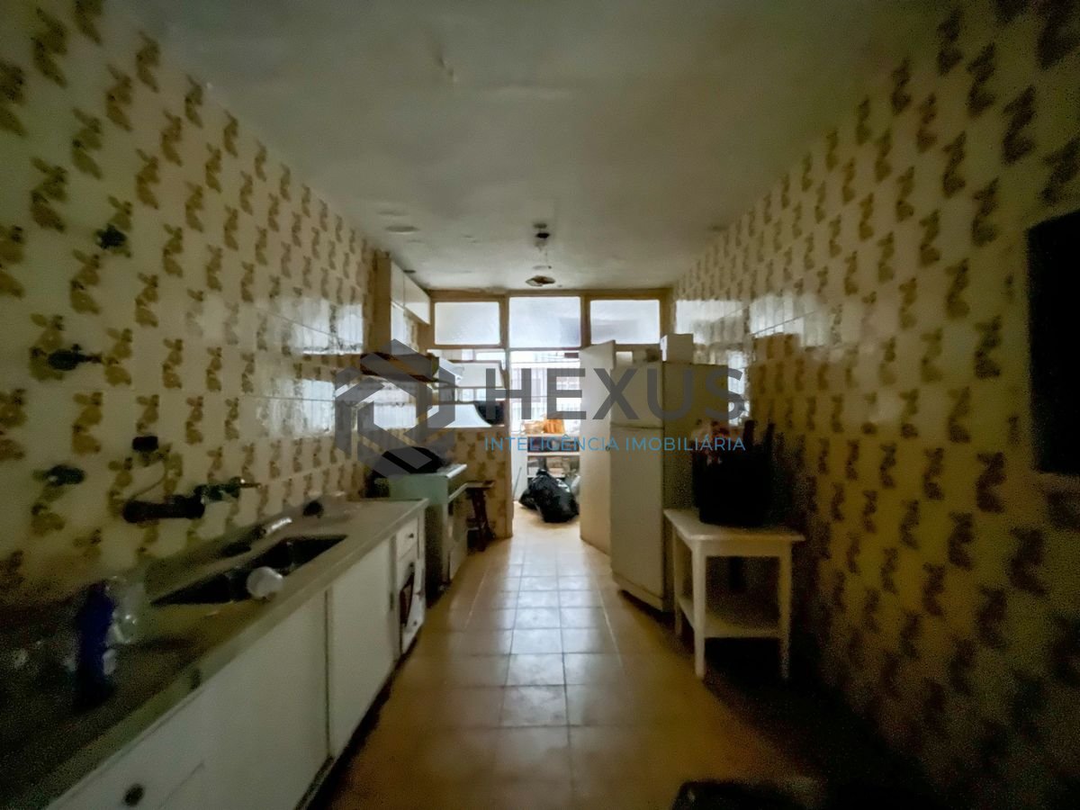 Foto 43 de Apartamento frente mar com varanda vista mar e lazer nas Pitangueiras, Guarujá