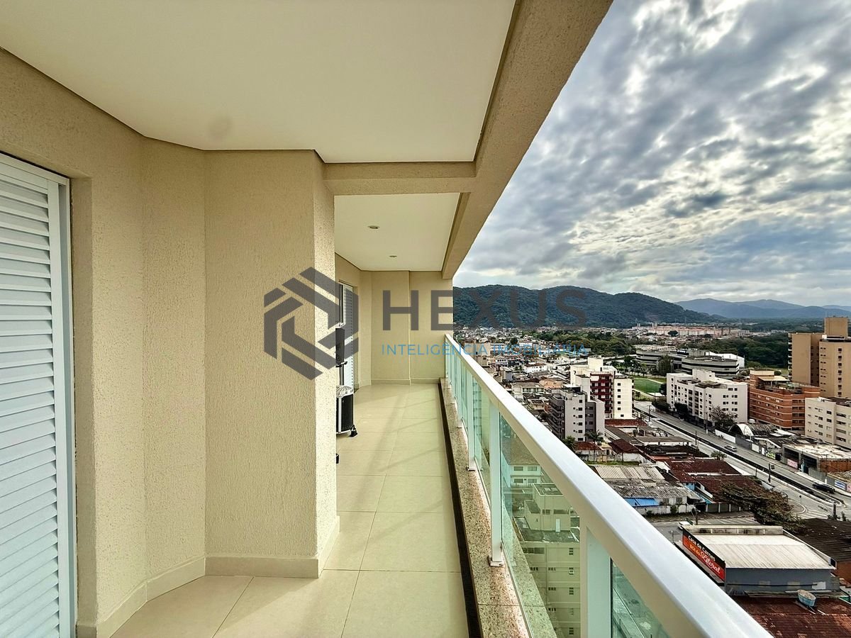 Foto 28 de Apartamento reformado com varanda vista mar e lazer a 400m da praia na região da Brunela na Enseada, Guarujá