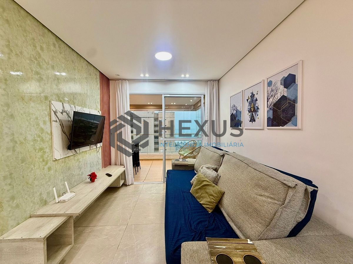 Foto 4 de Apartamento reformado com varanda vista mar e lazer a 300m da praia na região do Tortugas na Enseada, Guarujá