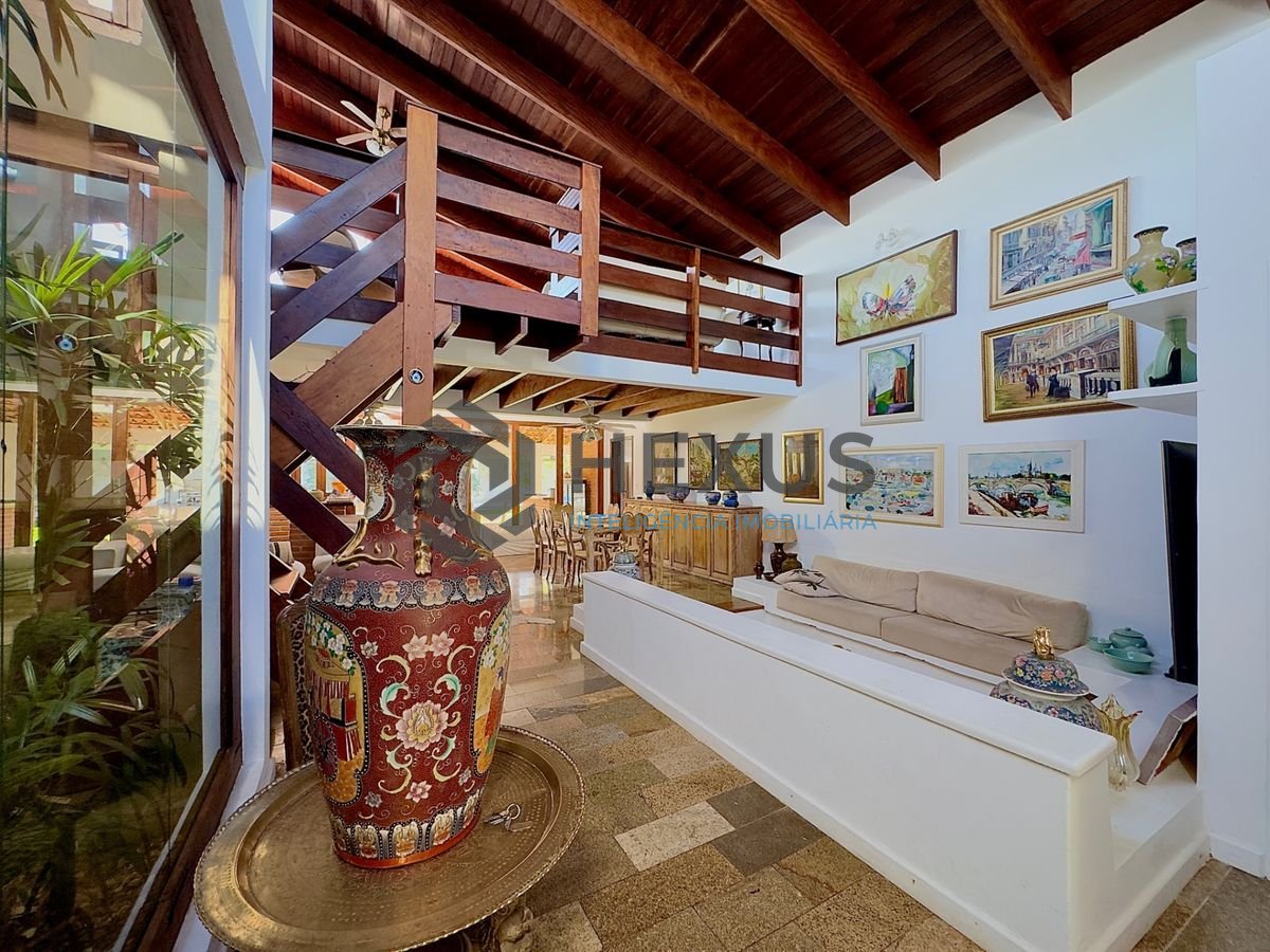Foto 13 de Casa com piscina e área gourmet no Jardim Acapulco, Guarujá