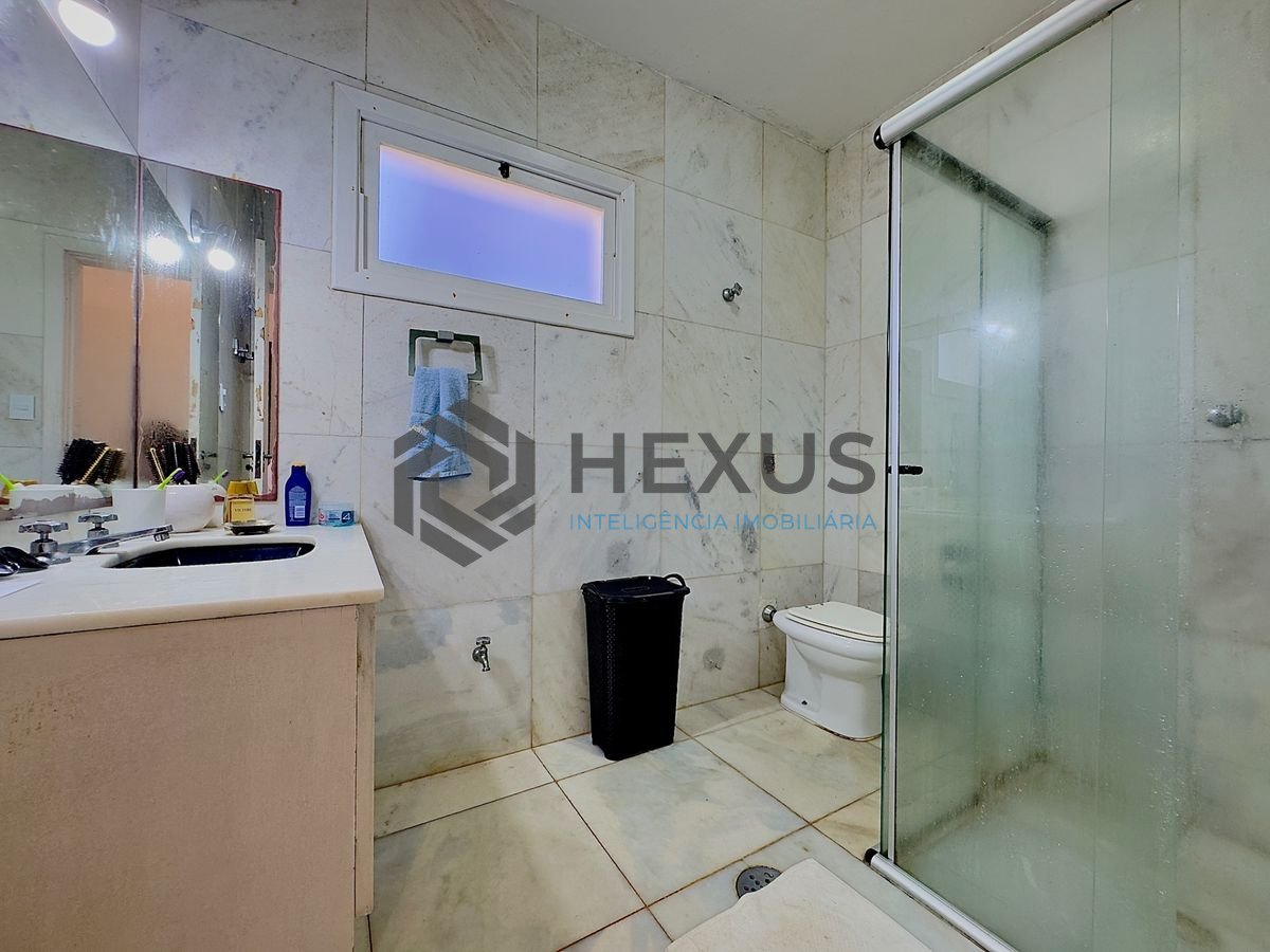 Foto 31 de Casa com piscina e área gourmet no Jardim Acapulco, Guarujá