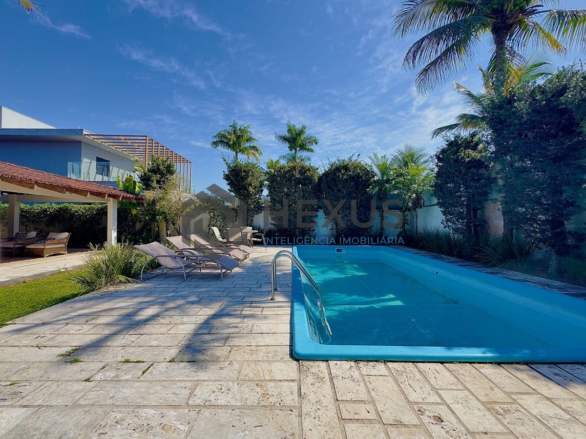 Foto 3 de Casa com piscina e área gourmet no Jardim Acapulco, Guarujá