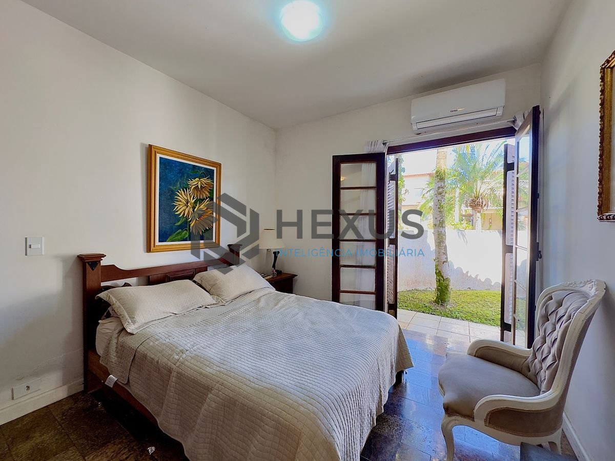 Foto 34 de Casa com piscina e área gourmet no Jardim Acapulco, Guarujá