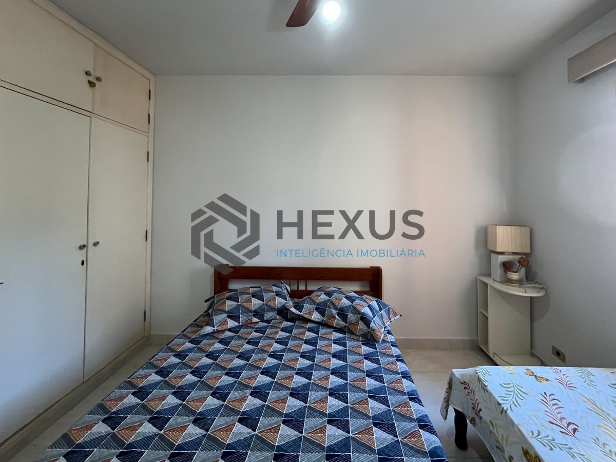 Foto 10 de Apartamento com varanda e lazer a 1 quadra da praia na região da Barra Funda nas Pitangueiras, Guarujá