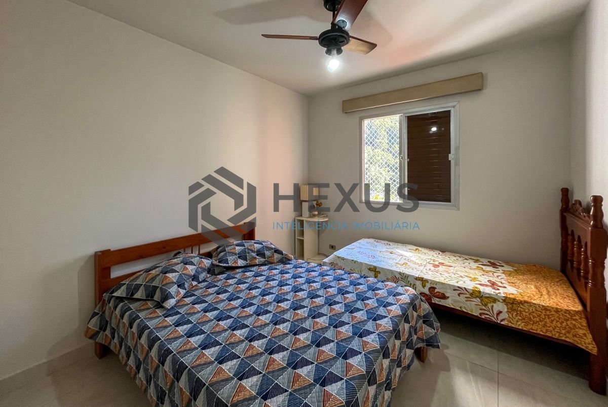 Foto 8 de Apartamento com varanda e lazer a 1 quadra da praia na região da Barra Funda nas Pitangueiras, Guarujá