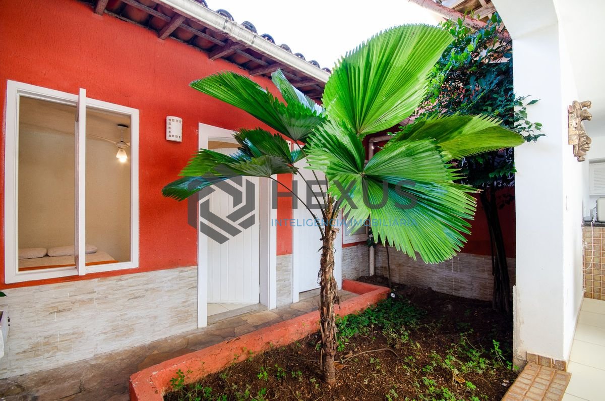 Foto 28 de Casa com piscina e área gourmet a 350m da praia no Pernambuco, Guarujá
