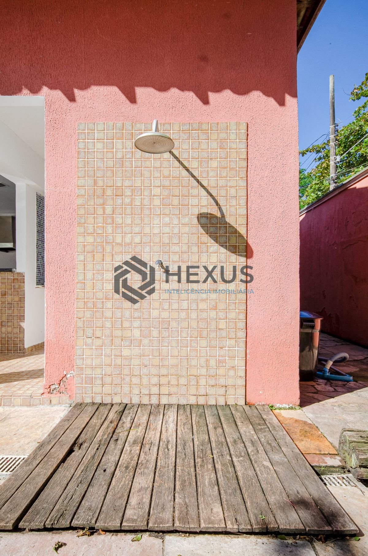 Foto 37 de Casa com piscina e área gourmet a 350m da praia no Pernambuco, Guarujá
