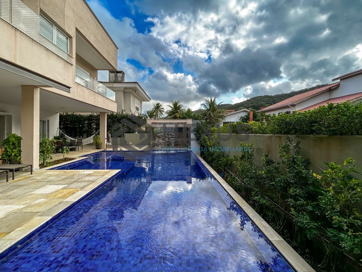 Foto 18 de Casa reformada com piscina e área gourmet no Granville na Enseada, Guarujá