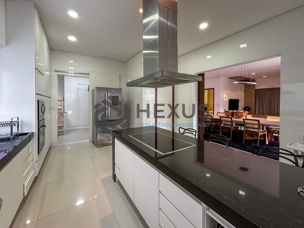Foto 9 de Casa reformada com piscina e área gourmet no Granville na Enseada, Guarujá