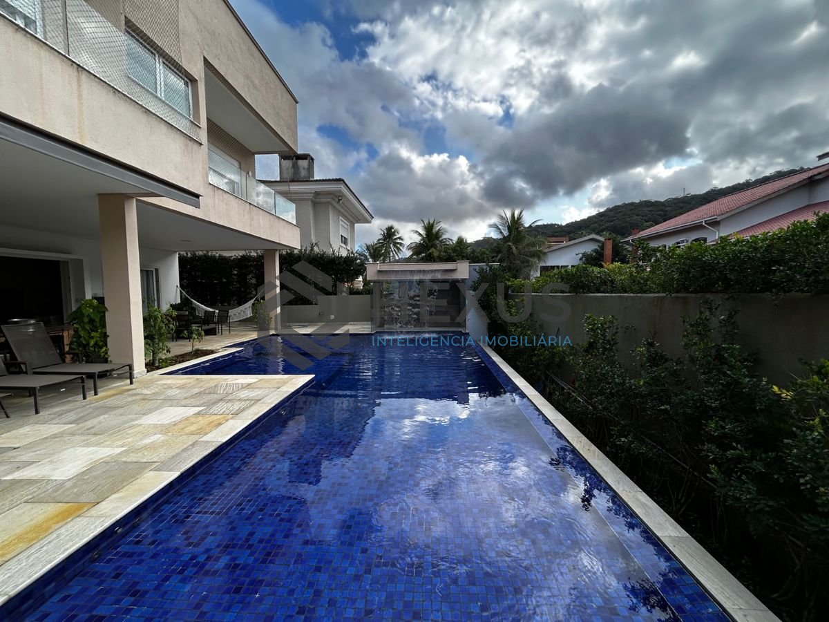 Foto 19 de Casa reformada com piscina e área gourmet no Granville na Enseada, Guarujá