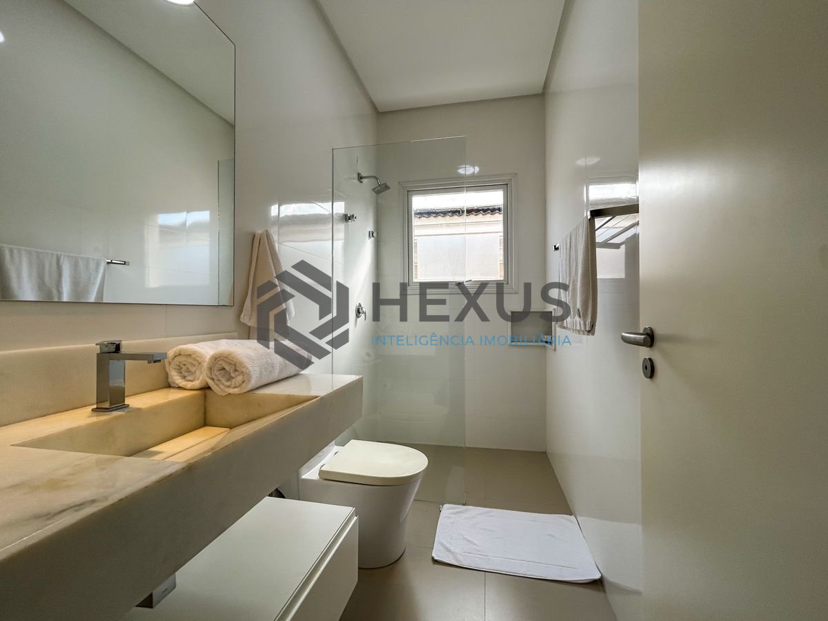 Foto 36 de Casa reformada com piscina e área gourmet no Granville na Enseada, Guarujá