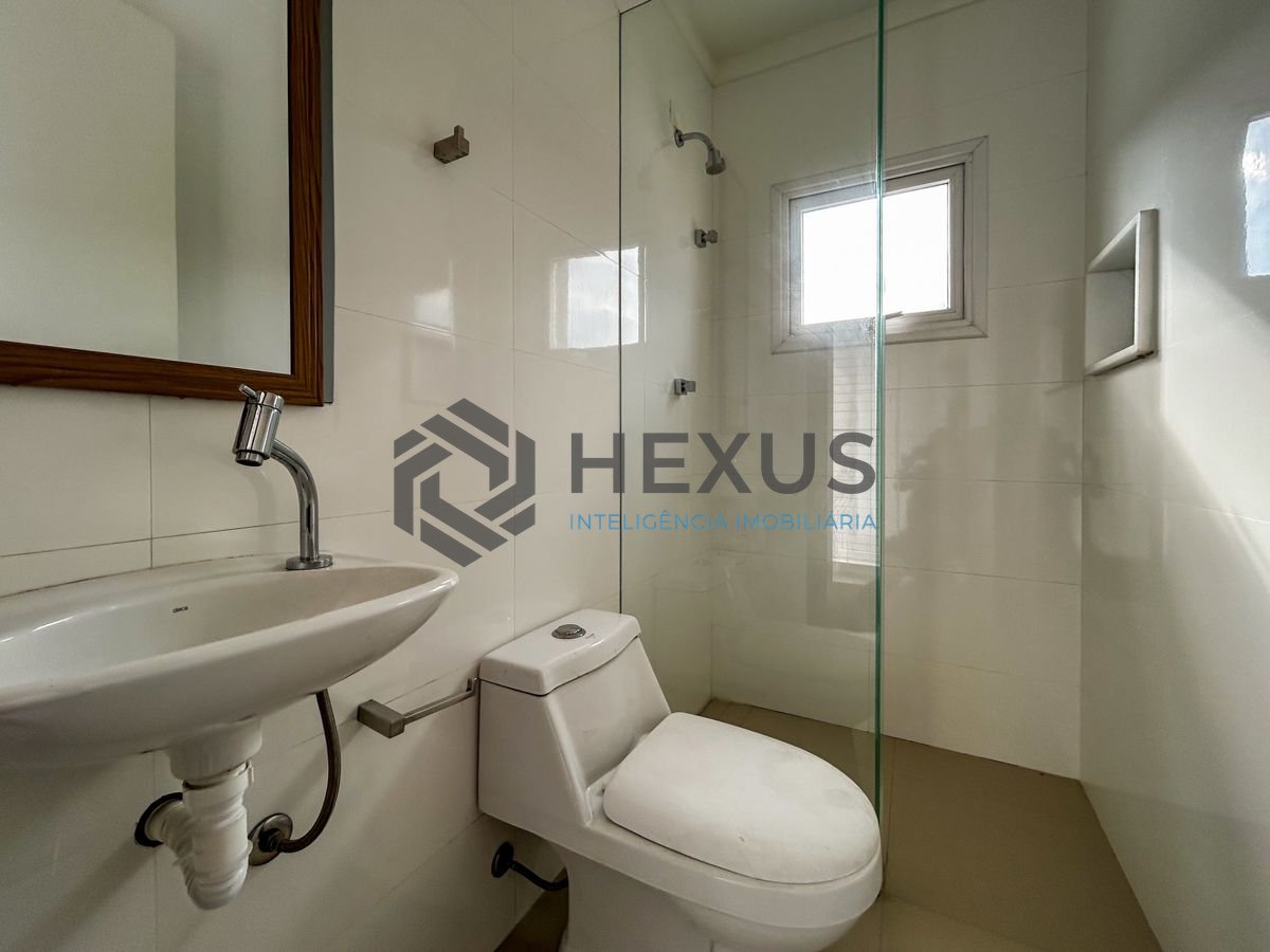 Foto 47 de Casa reformada com piscina e área gourmet no Granville na Enseada, Guarujá